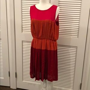 Taylor Color Block ELASTIC waist pleated dress